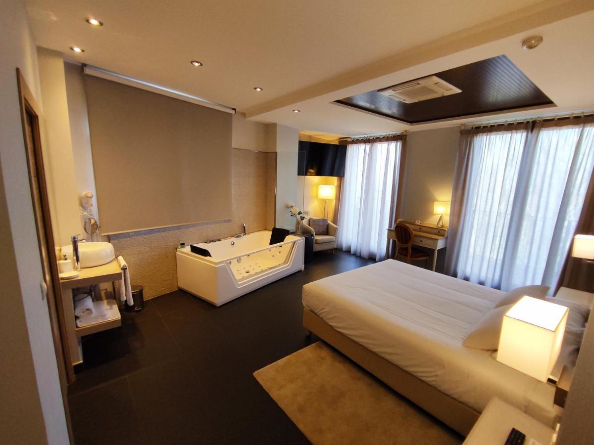 Hotel Puerta Del Arco Tudela de Duero Екстер'єр фото