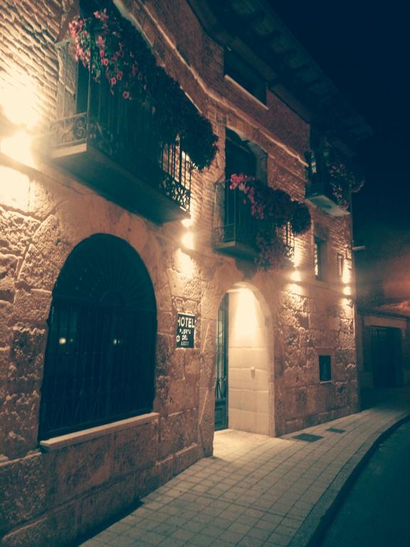 Hotel Puerta Del Arco Tudela de Duero Екстер'єр фото